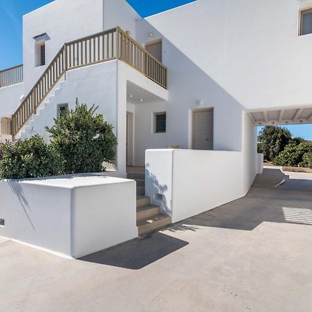 Milia Gi Suites Pollonia Ngoại thất bức ảnh