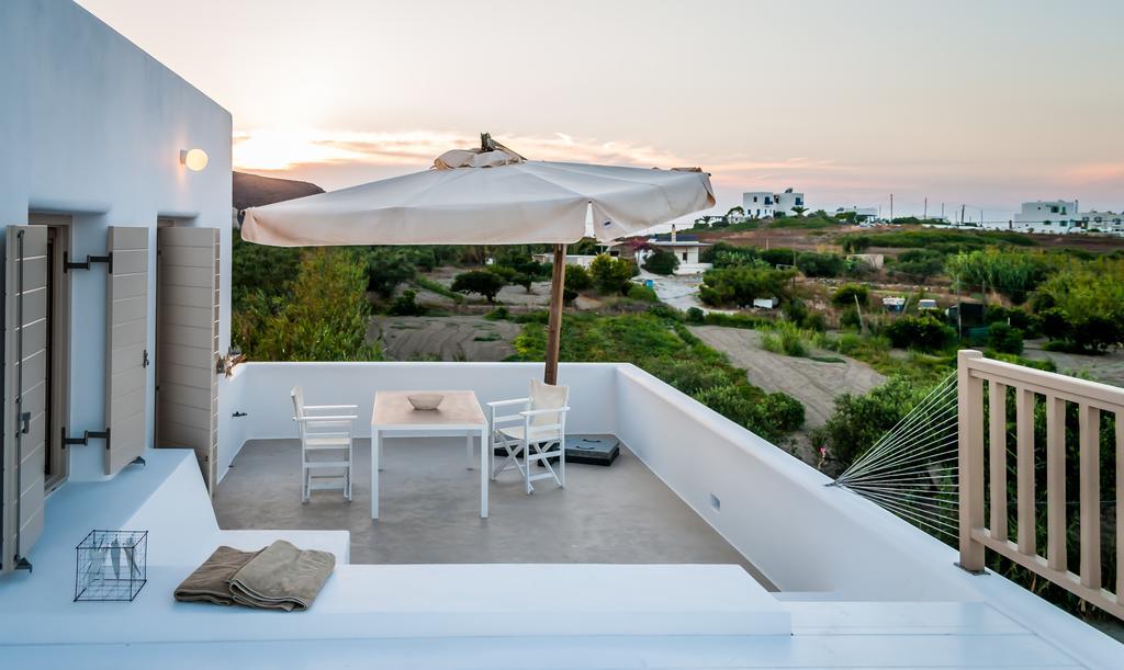 Milia Gi Suites Pollonia Phòng bức ảnh