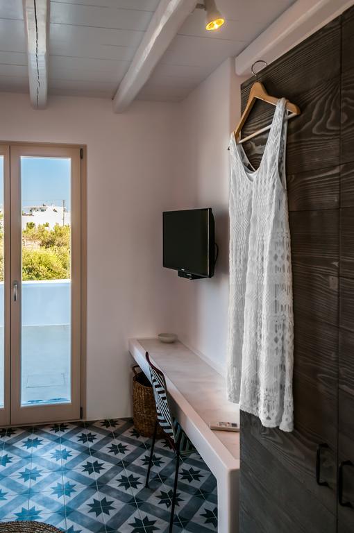 Milia Gi Suites Pollonia Phòng bức ảnh
