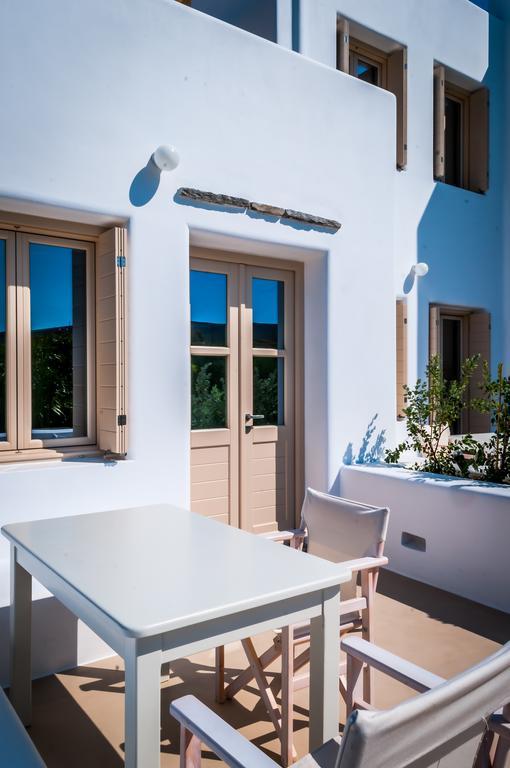 Milia Gi Suites Pollonia Phòng bức ảnh
