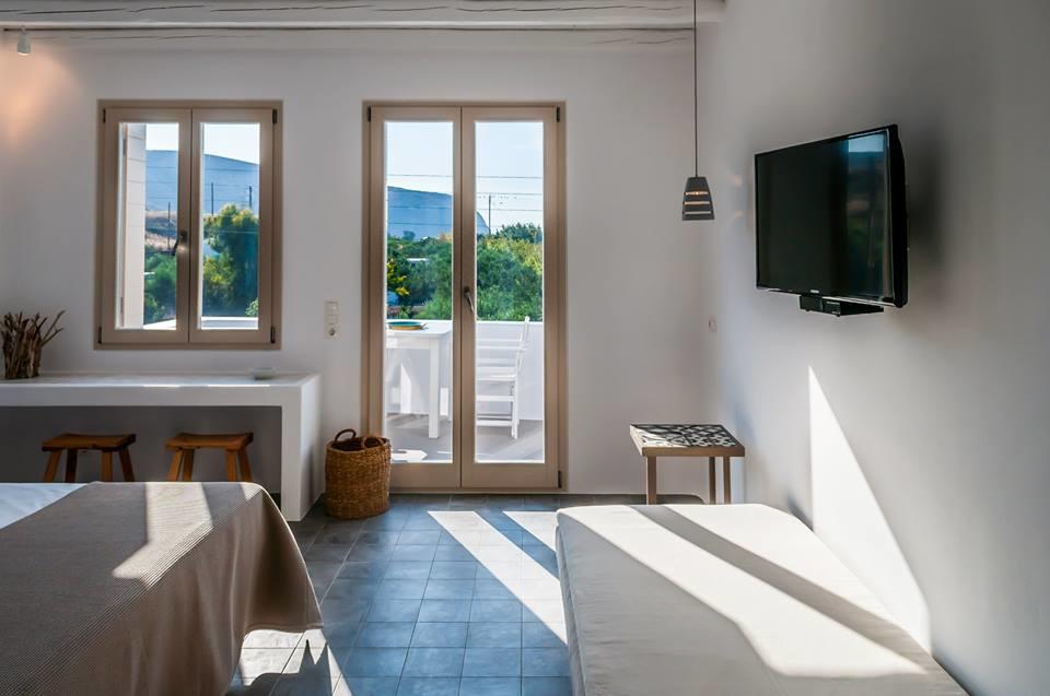 Milia Gi Suites Pollonia Ngoại thất bức ảnh
