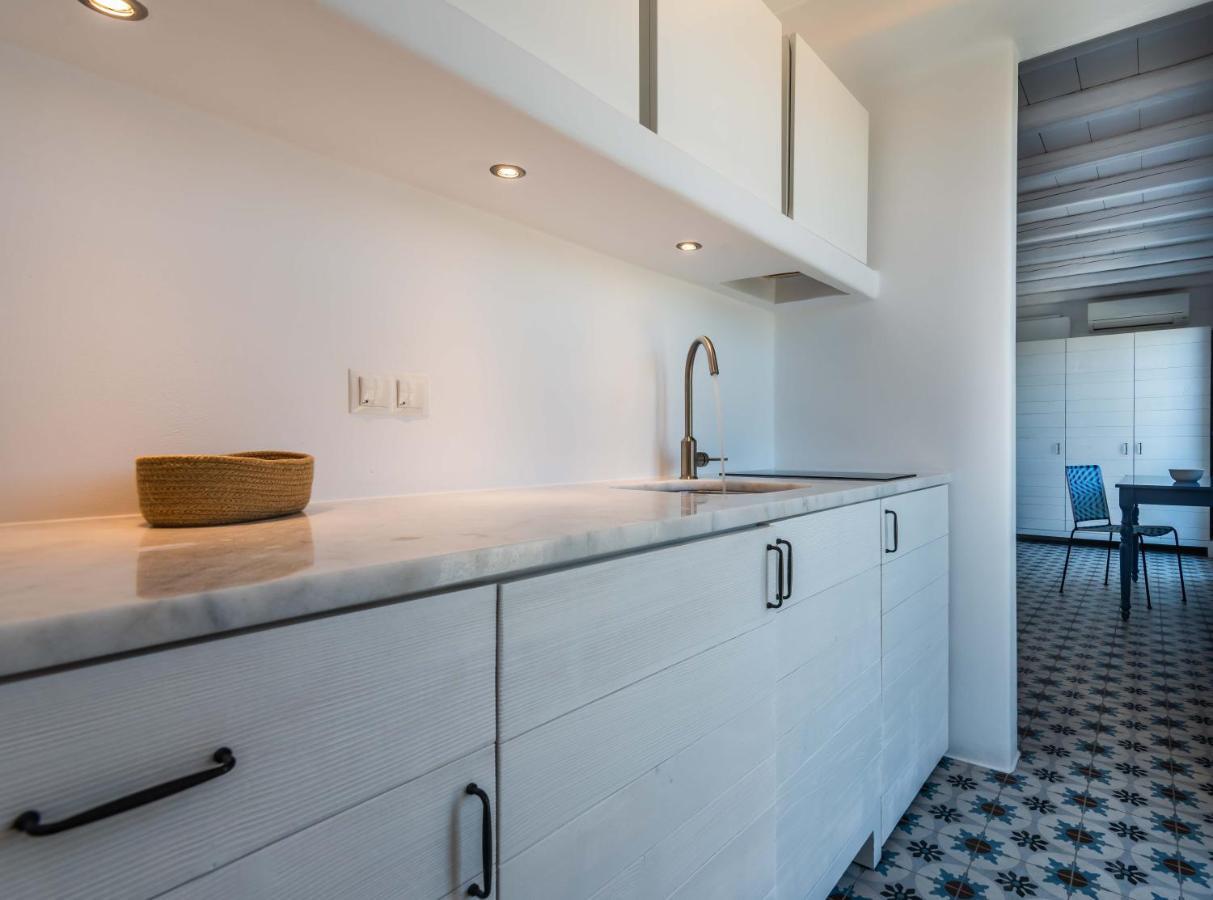 Milia Gi Suites Pollonia Ngoại thất bức ảnh