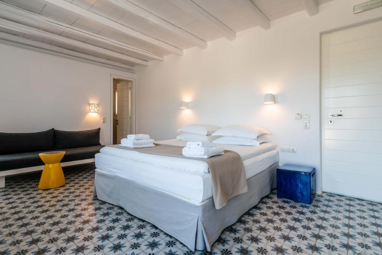 Milia Gi Suites Pollonia Ngoại thất bức ảnh