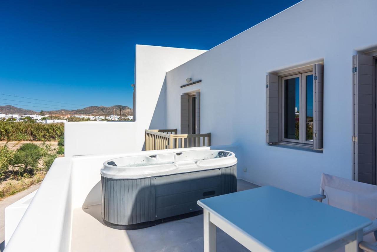 Milia Gi Suites Pollonia Ngoại thất bức ảnh