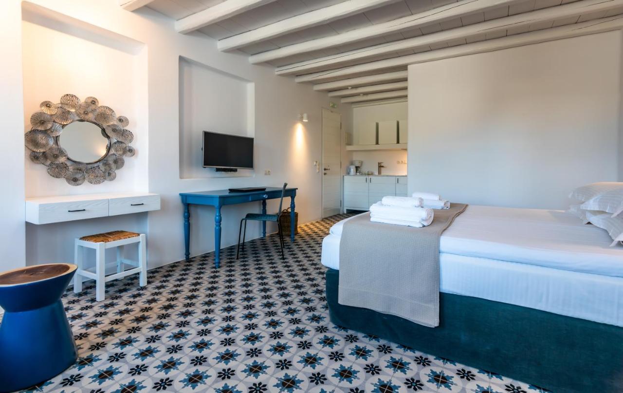 Milia Gi Suites Pollonia Ngoại thất bức ảnh