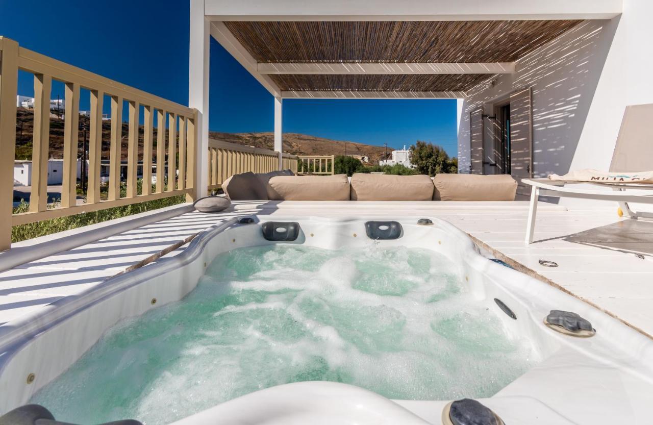Milia Gi Suites Pollonia Ngoại thất bức ảnh